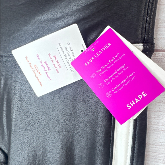 NWT Spanx Faux Leather In Black White Stripe Leggings Women’s Size XL - Picture 7 of 10